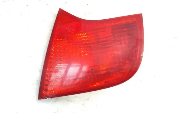 Audi A4 S4 B7 8E 8H Tailgate rear/tail lights 8E5945094