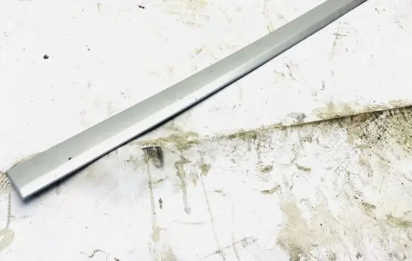 Volvo S60 Front door trim (molding) 08693518