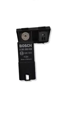 Audi A6 S6 C6 4F Glow plug pre-heat relay 0281003038