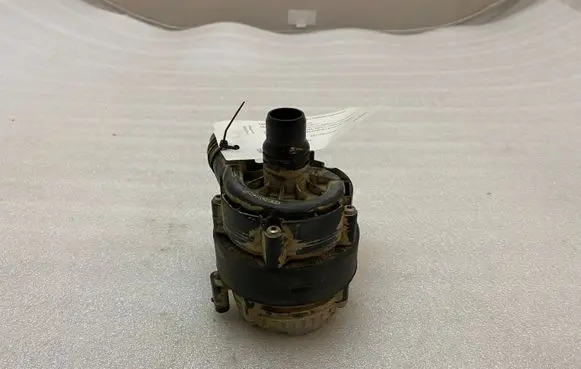 Peugeot 3008 II Electric auxiliary coolant/water pump 9823813480