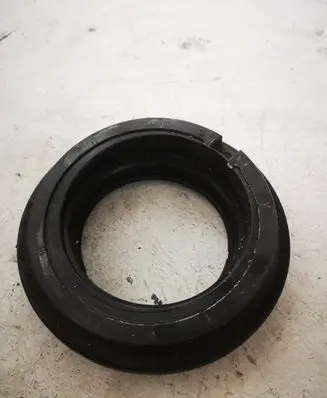 Volkswagen Tiguan Front upper strut mount 