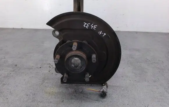 Nissan Qashqai+2 Front wheel hub spindle knuckle 40015-JD040