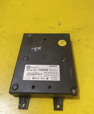 Mercedes-Benz E W211 Phone control unit/module 3C0035729F