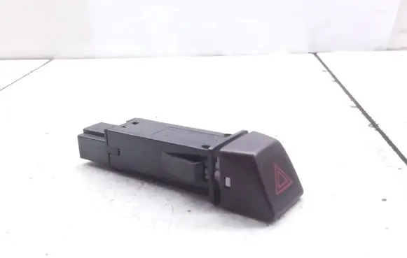 Volvo V50 Hazard light switch 30739296 06W093