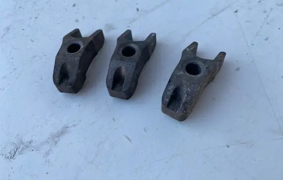 Audi A3 S3 8L Fuel Injector clamp holder