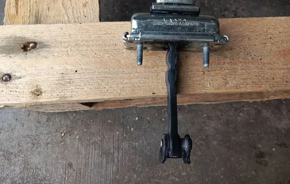 Ford Tourneo Custom Front door check strap stopper 