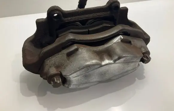 Mercedes-Benz CLS C219 Front brake caliper