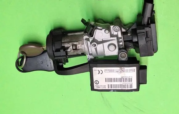 Chrysler Voyager Ignition lock 05057094AA