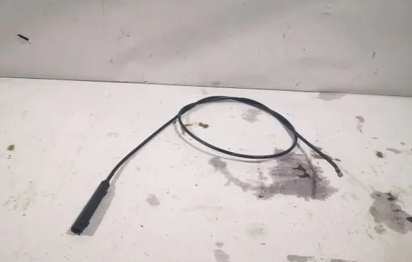 Skoda Octavia Mk2 (1Z) Engine bonnet/hood lock release cable 1Z1323535