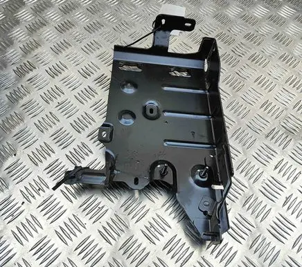 Peugeot 3008 III Battery box tray 9843372780