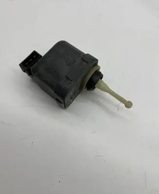 Audi A4 S4 B5 8D Headlight level adjustment motor 6K5944295