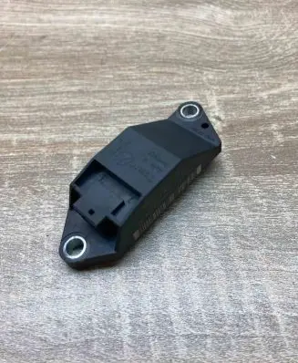 Mercedes-Benz E W211 Airbag deployment crash/impact sensor A0018209326