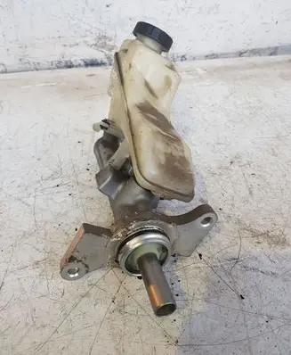 Toyota Corolla E120 E130 Master brake cylinder 74471251