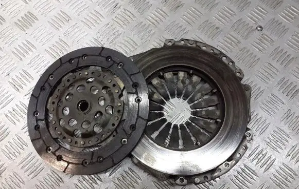 Opel Corsa C Pressure plate 