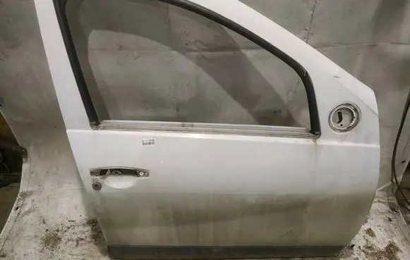 Dacia Sandero Front door BALTOS
