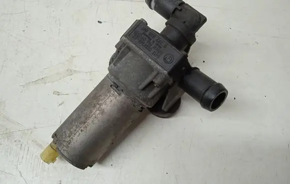 BMW 3 E90 E91 Electric auxiliary coolant/water pump 6411692824602 0392020097