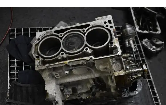 Volkswagen Polo Engine block AZQ