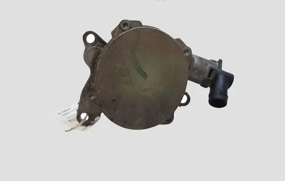 Nissan Qashqai Vacuum pump 1062538