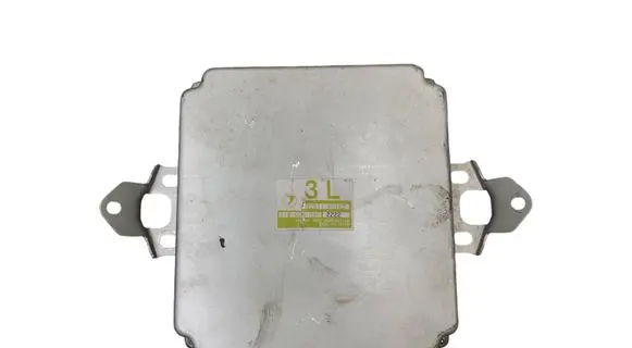 Subaru Legacy Engine control unit/module 22611AG182 A18000D8P