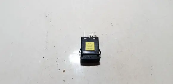 Fog light switch