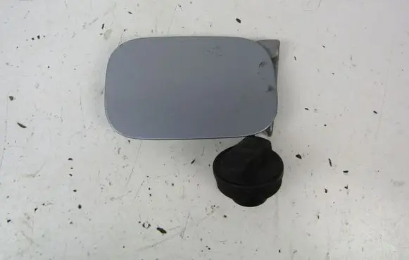 Audi A4 S4 B6 8E 8H Fuel tank cap trim 