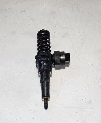 Audi A2 Fuel injector 038130073F 0414720007