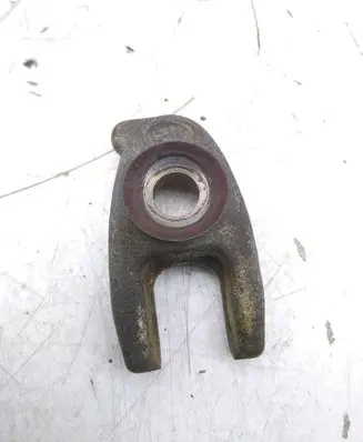 Nissan Qashqai+2 Fuel Injector clamp holder