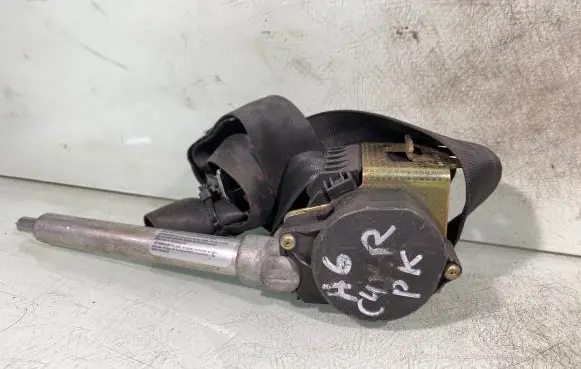 Audi A6 S6 C4 4A Front seatbelt 95gs0008rs000