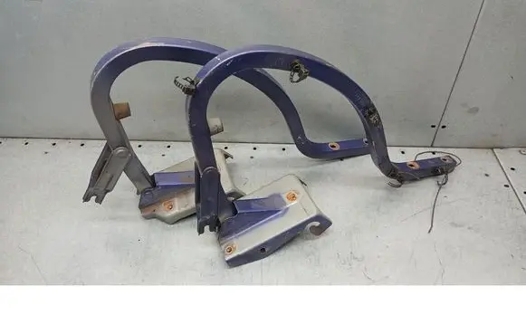 Chevrolet Lanos Tailgate/trunk/boot hinge