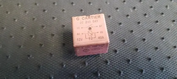 Renault Scenic II - Grand scenic II Other relay 8200308271 20240041