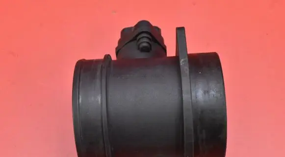Volvo S60 Mass air flow meter 8670112