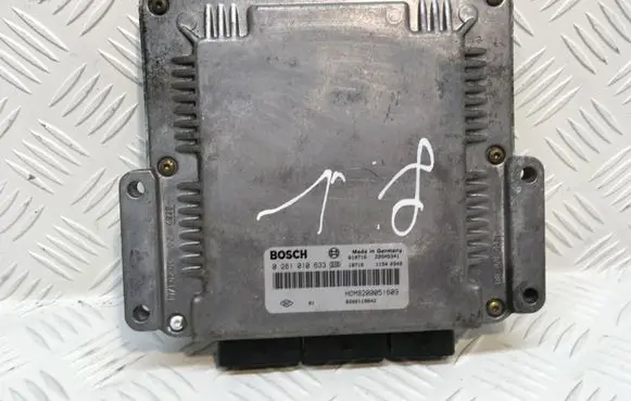 Renault Trafic II (X83) Engine control unit/module 8200051609 8200119842