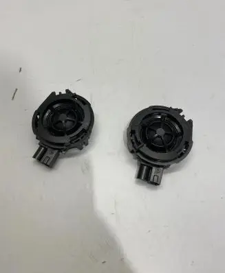 Audi Q3 F3 Front door high frequency speaker 83A035398