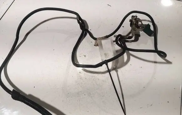 Citroen C5 Positive cable (battery) 9662165180