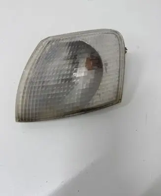Volkswagen PASSAT B5 Front indicator light 3B0953049C