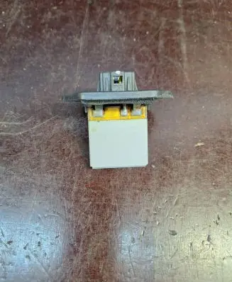 KIA Carnival Heater blower motor/fan resistor