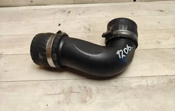 Volvo V70 Intercooler hose/pipe 30751920