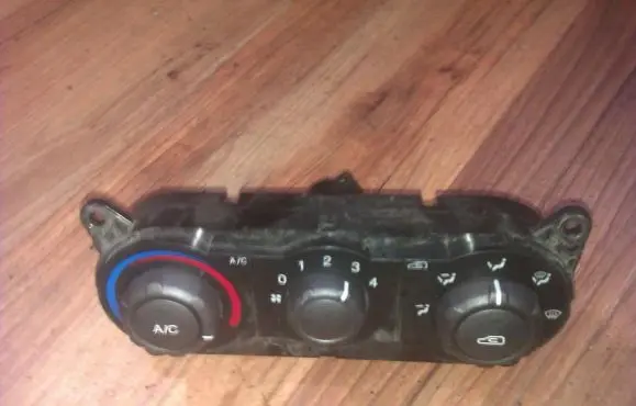 Hyundai Matrix Climate control unit 9725017xxx