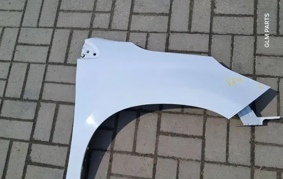 Peugeot 2008 I Fender