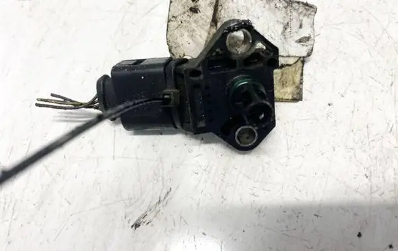 Skoda Octavia Mk2 (1Z) Air pressure sensor 038906051b 0281002399