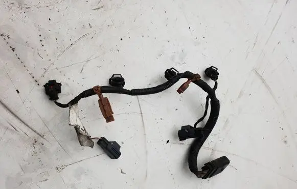 Ford Focus ST Fuel injector wires AG9T9H589 12560580 413102333