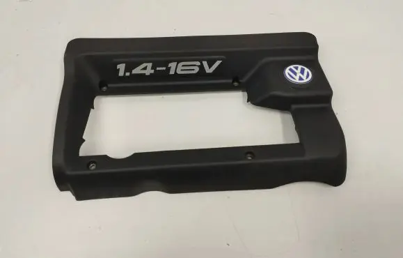 Volkswagen Golf IV Engine cover (trim) 036103925F 036103925