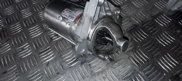Renault Master III Starter motor 8200568535