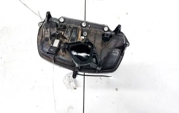 Volkswagen Tiguan Intake manifold 03c129711q