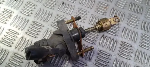 Toyota Corolla E120 E130 Clutch master cylinder