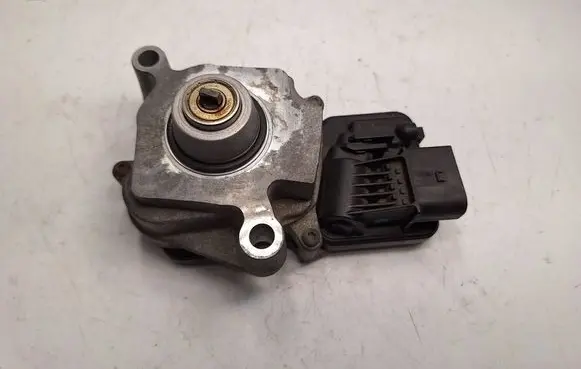 BMW X3 F25 Gearbox-reducer motor 27607619778 27607622019 27607629183