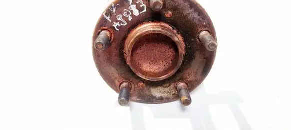 Lexus IS 220D-250-350 Front wheel hub