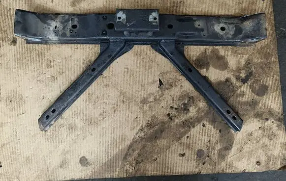 Nissan Navara D40 Front subframe 0809