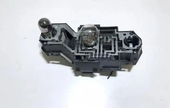 Volkswagen PASSAT B4 Tail light bulb cover holder 3a9945257 39415