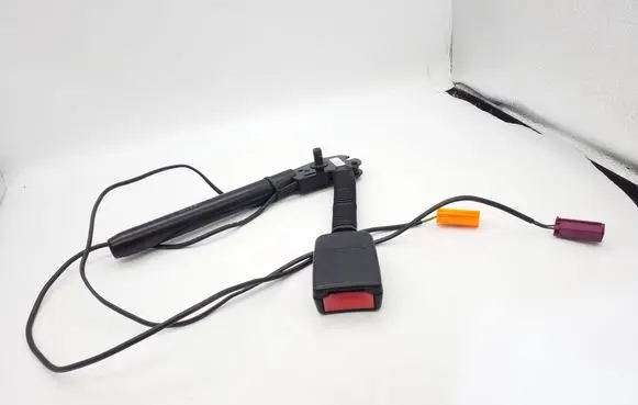 Ford Focus C-MAX Front seatbelt buckle 3M51R61208BF 606138800B